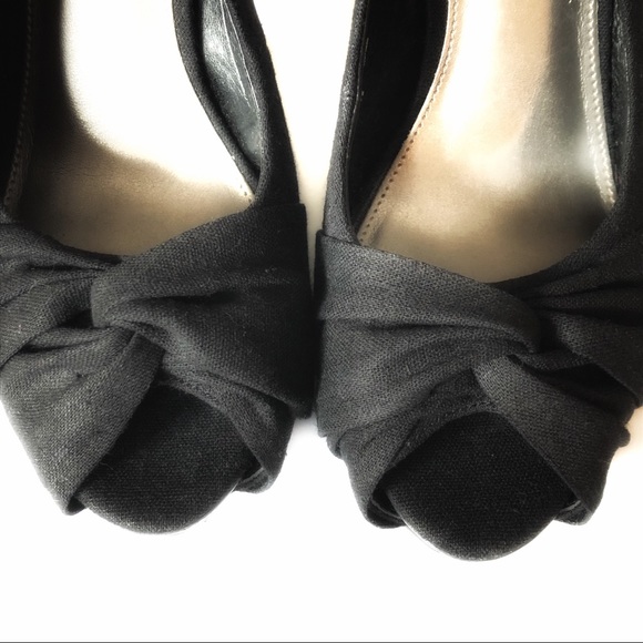 Coach and Four Black Heels - Picture 5 of 6